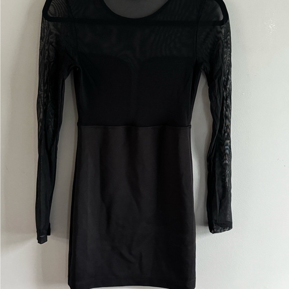 Forever 21 Black Long Sleeve Bodycon Dress - Picture 2 of 5